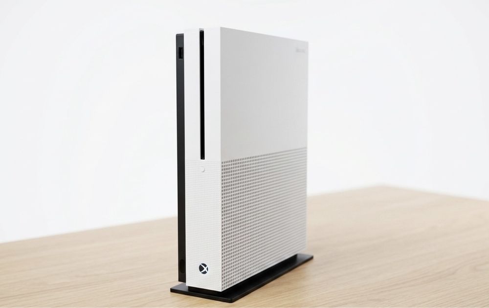 Xbox One S 512GB (В идеале / Тихая и холодная) + MK11