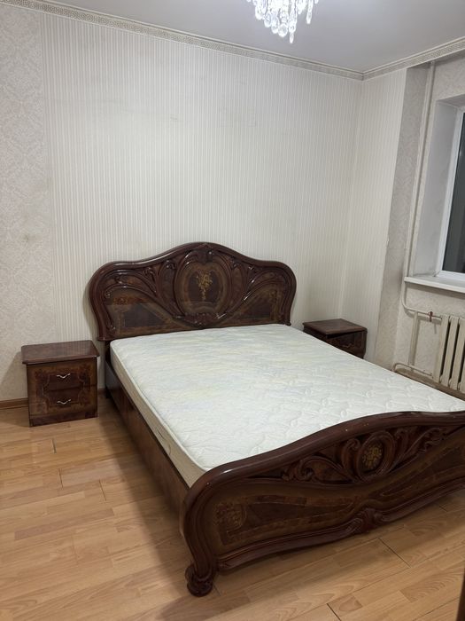 Шкаф,спальный гарнитур ,тумбочка