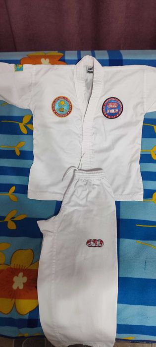 Продам кимоно размер 122