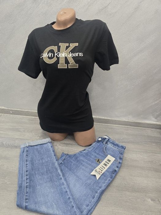 Blugi + tricou din bumbac și licra! Toate mărimile disponibile, transport doar prin curier 25lei oriunde in țară cu plata ramburs!