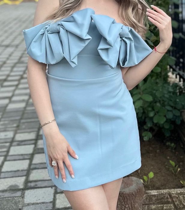 Къса рокля на Зара
