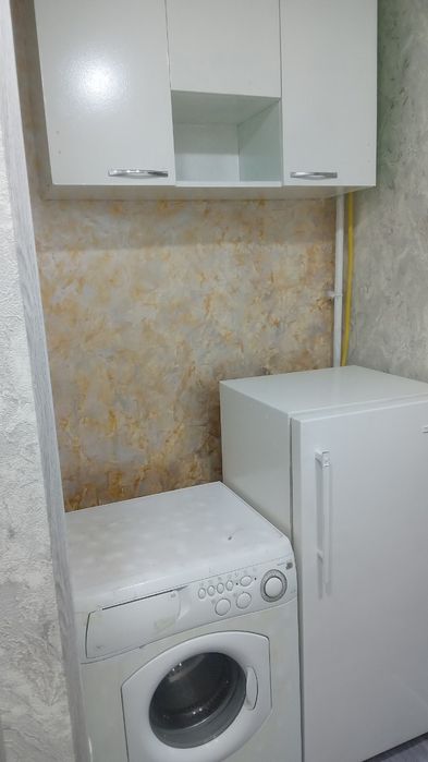 Чирчик Хокимят Амир Темур шох куча. 1-хонали. Банк оркали хам сотилади