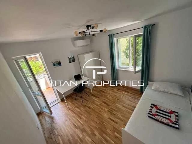 Дава се под наем Тристаен апартамент в Варна, Бриз - 91 кв.м за 825 € - Снимка #7