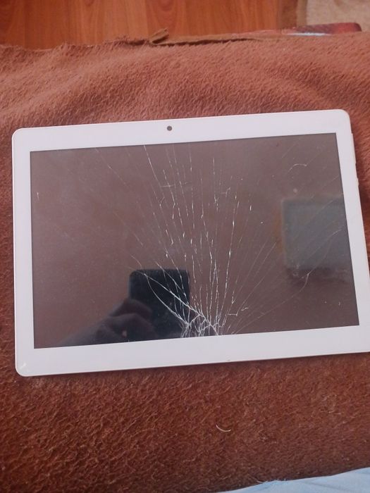 Tableta Dragontouch pentru piese