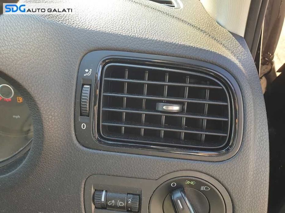 Gura Grila Aer Ventilatie Aerisire Bord Dreapta VW Polo 6R 2009 - 2017