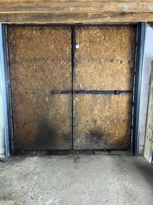 Продам ворота для гаража