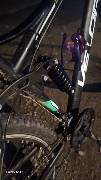 Bicicleta Full suspension