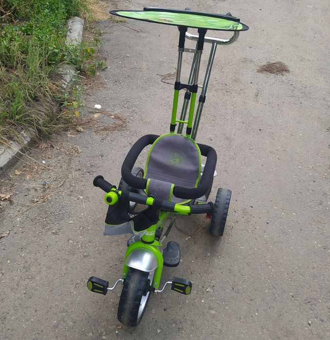 Продам детский велосипед, возраст 1-5 лет