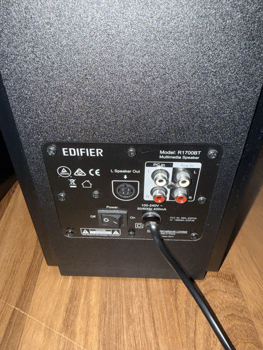 Boxe Edifier R1700BT