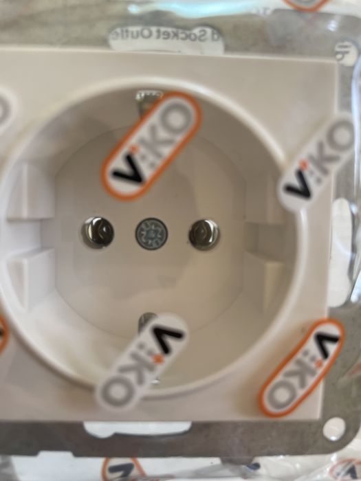 Единичен ключ / Шуко Viko Каре Бял