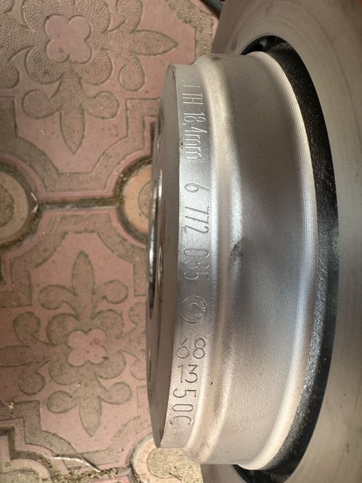 Discuri spate bmw 520 e60