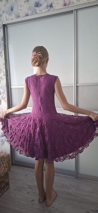 Продам бальные платья б/у