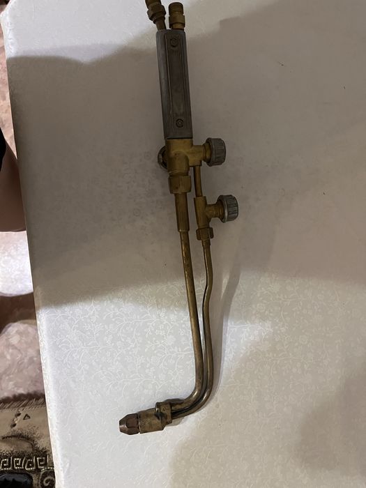 Продам газовый резак Маяк-2