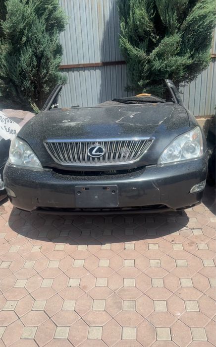 Бампер Лексус RX 330. 350