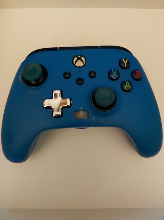 Vand controler PowerA compatibil cu Xbox one