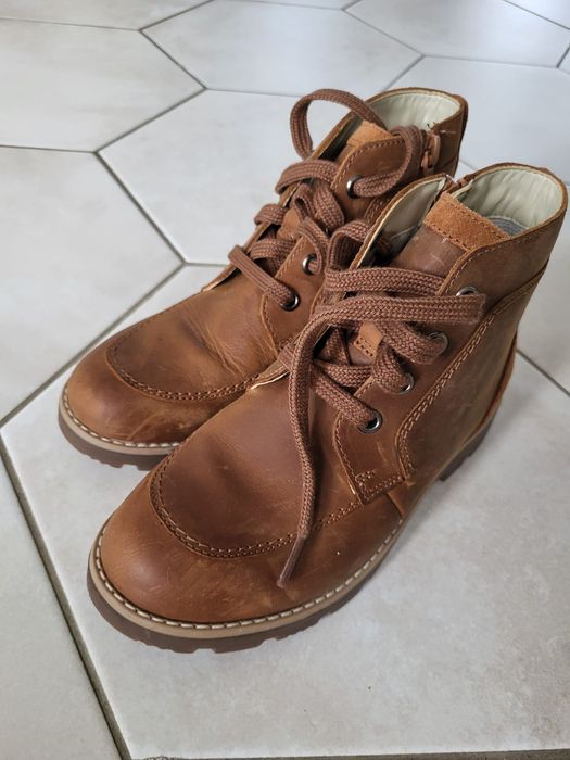 Ghete de piele Clarks, maro deschis, m. 32½, 20 cm