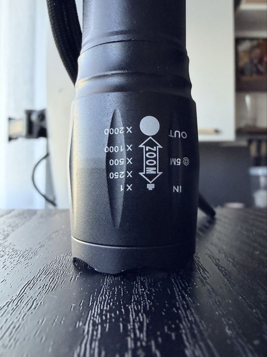 Фенер (Zoom) съвместим с 18650 батерия (Не е включена)