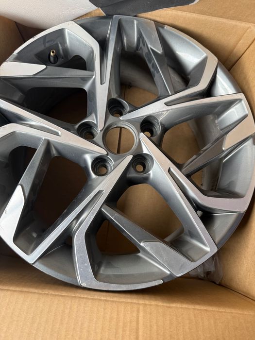 Диск из титана на Hyundai Sonata заводской