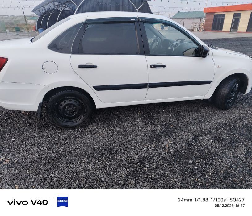 Автомобиль Granta FL 2019
