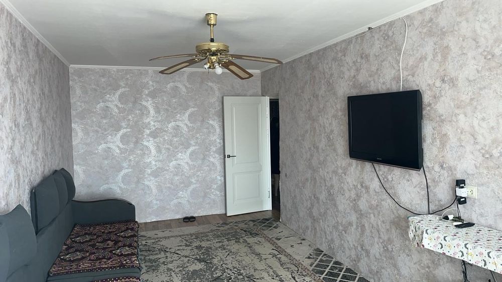 2 комн. 16 мкр.2 этаж 103 сер