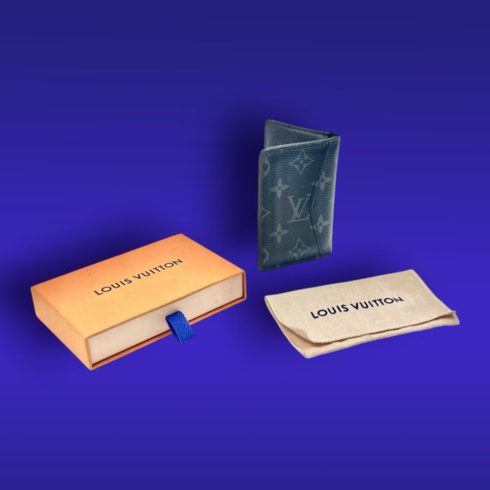 Louis Vuitton оригинален визитник