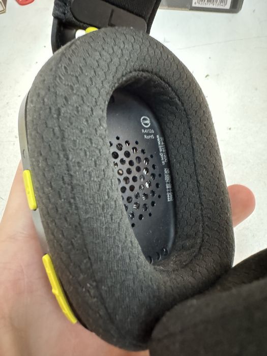 Наушники Logitech G435