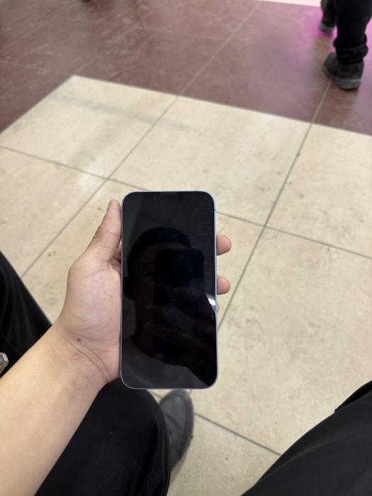 Продам айфон 14