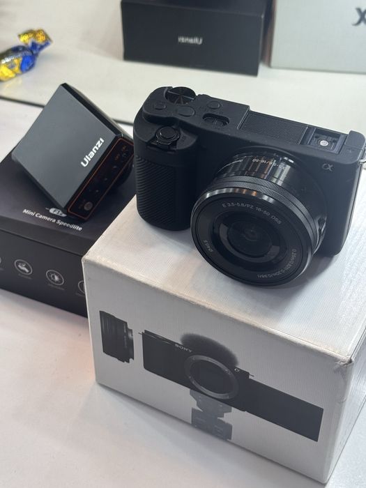 Камера Sony ZV-E10