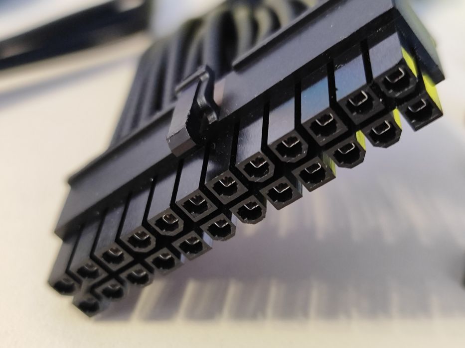 Удленитель кабеля питания 24 пин / pin