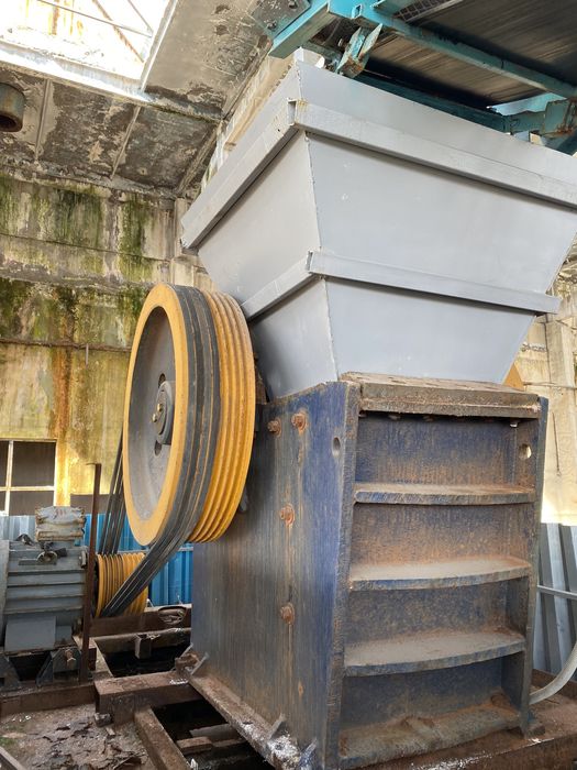 челюстна трошачка ОМ / 600х400/ мм