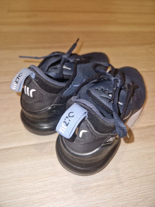 Детски маратонки Nike Air 270