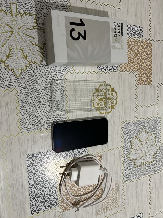 Oppo Reno 13 5G 12/512 как новый