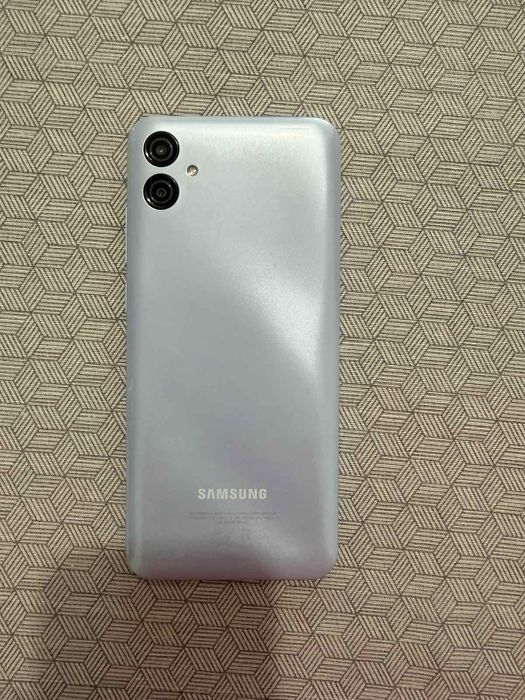 Samsung GalaxyA04e ; galaxy A31