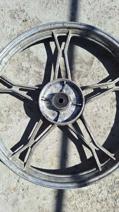 Продам запчасти на мопед