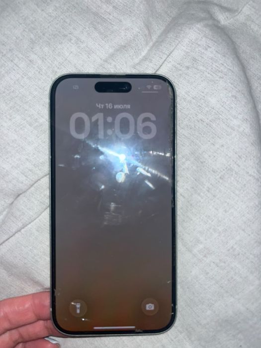 Продам срочно IPhone 15-128 гб