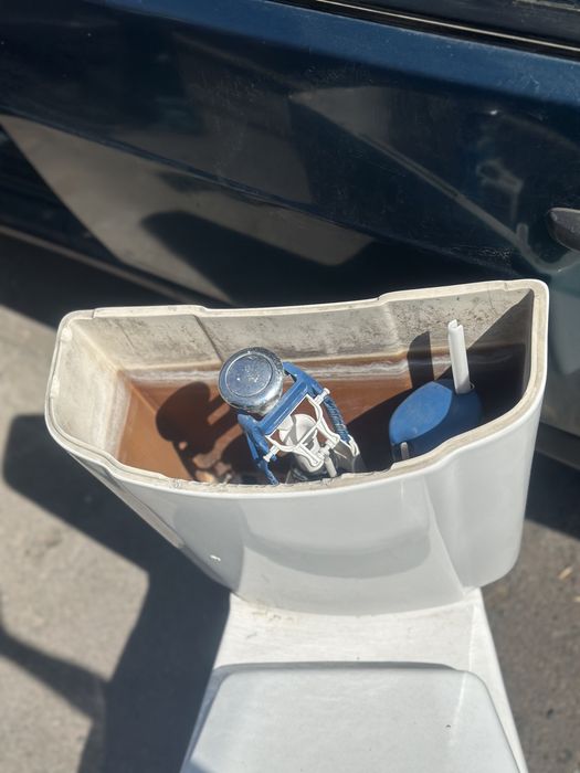 Продам унитаз