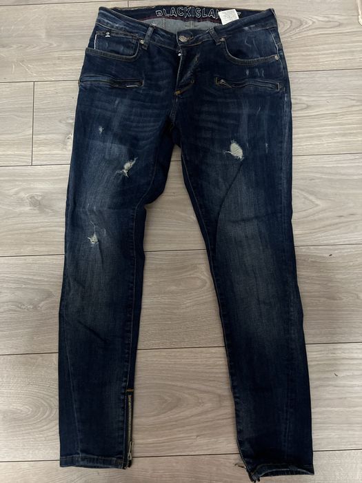 Blugi noi Black Island