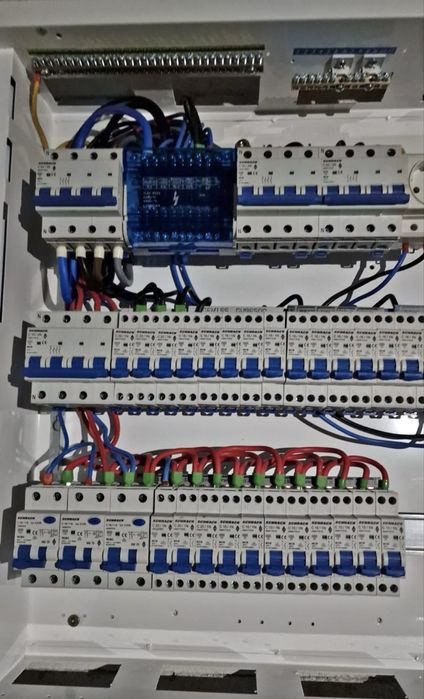 Electrician cu experienta de peste 15 anii