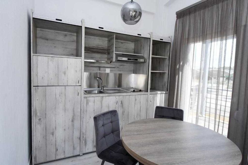 Луксозен жилищен комплекс с басейн – инвестиционен имот в Гърция