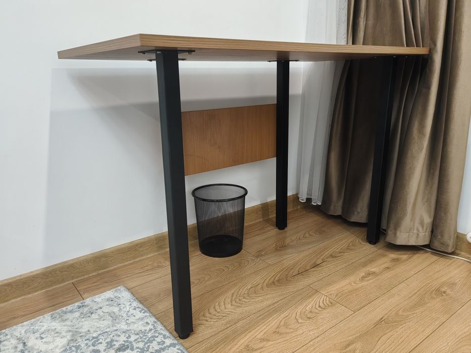 Продам компьютерный стол