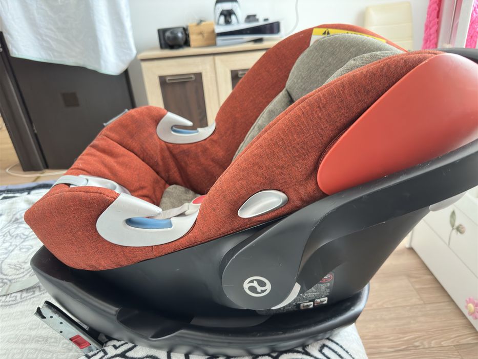 scaun auto pentru copii cybex aton q plus