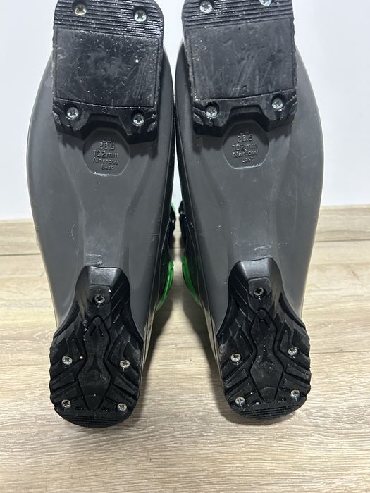 Clapari Atomic Hawx Ultra r 110