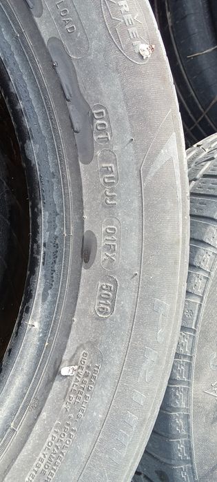 Vând set anvelope de vară 235/55 R17