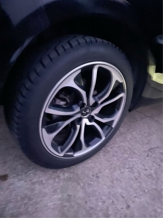 Vand  Ds4  din 2018 1.2 PureTech 155.000 km