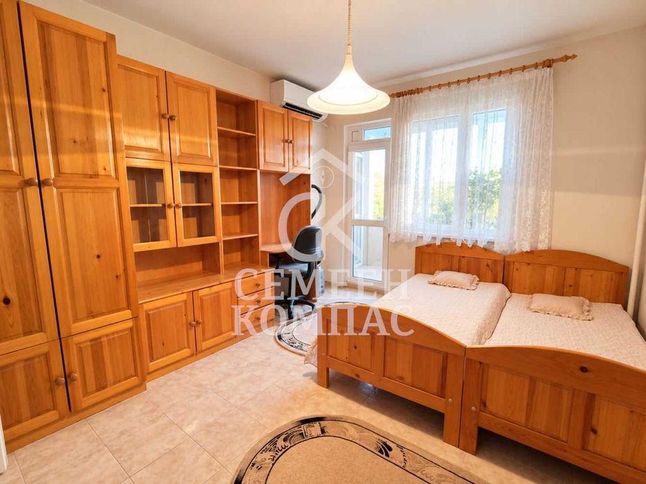 Продава се Тристаен апартамент в Пловдив, Младежки Хълм - 107 кв.м за 2141 €/кв.м - Снимка #9