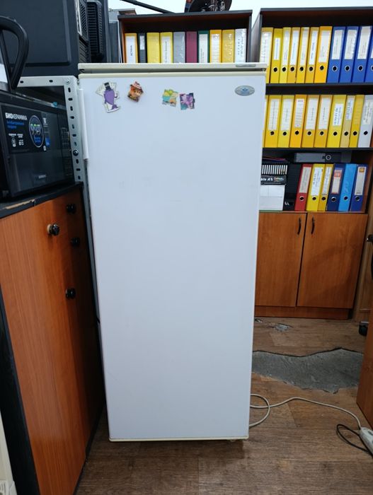 Отдам даром холодильник