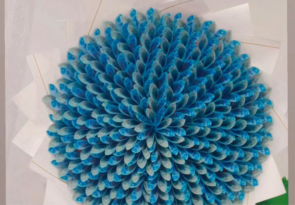 Денежный букет из денег