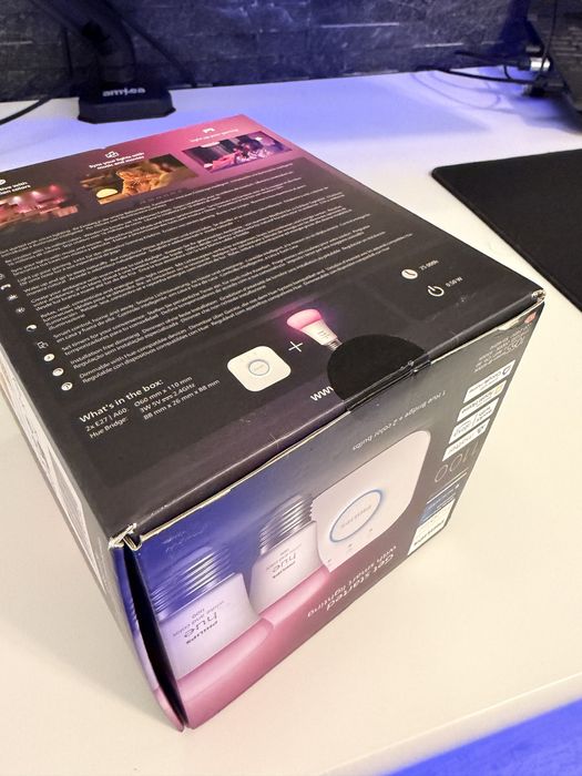 Kit smart 2 becuri Philips RGB + Hue Bridge sigilat