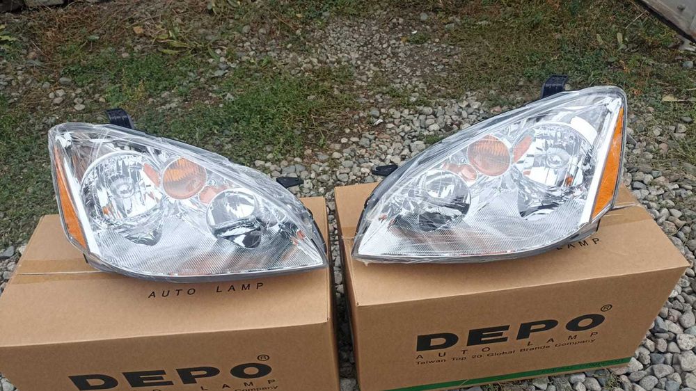 Фара передний Ниссан Алтима/Nissan Altima 2003 USA