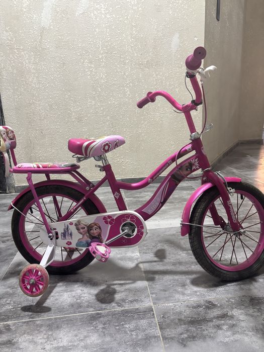 Продается велосипед барби